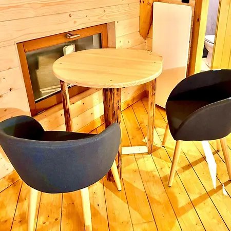 Деревянный коттедж La Cle De L Insolite Hudiviller