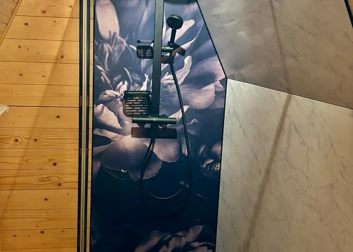 La Cle De L Insolite Деревянный коттедж